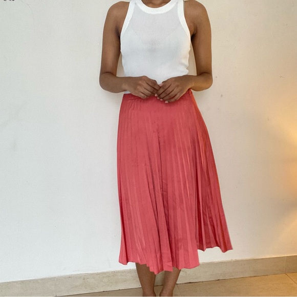 Forever 21 Dresses & Skirts - Forever 21 silk peach pink pleated midi skirt, a line.